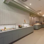 Hampton By Hilton Centre Hotel 3*