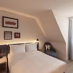 Hampton By Hilton Centre Hotell