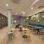 Hampton By Hilton Centre Hotel
