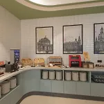 Hampton By Hilton Centre Hotel 3*