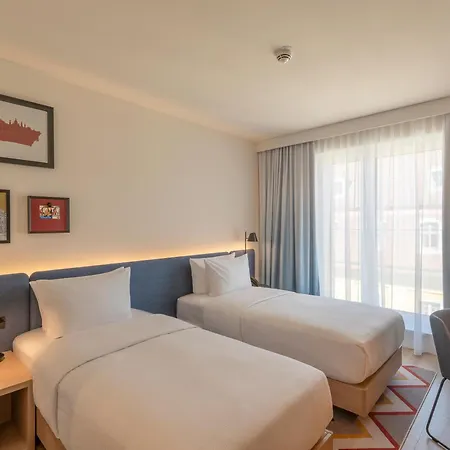 Hampton By Hilton Centre Hotel