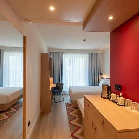 Hampton By Hilton Centre Hotel