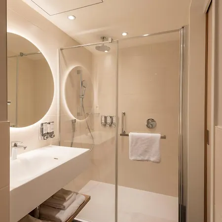 Hampton By Hilton Centre Hotel Dresden