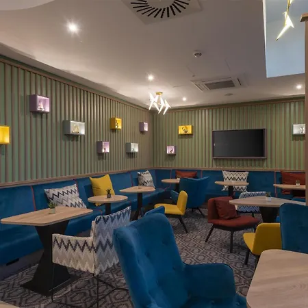 Hampton By Hilton Centre