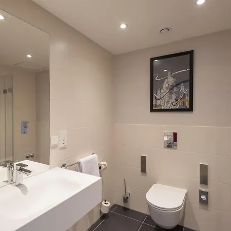 Hotel Hampton By Hilton Centre Dresden