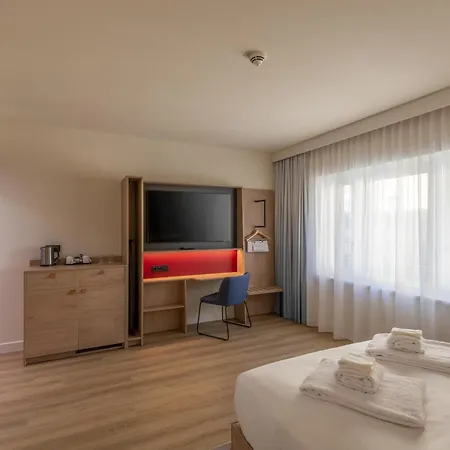 Hampton By Hilton Centre Otel Dresden