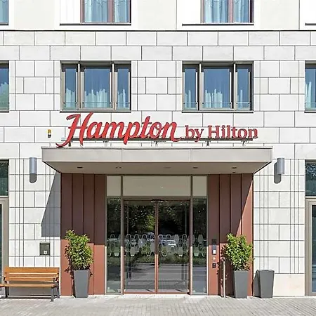 Hampton By Hilton Centre Dresden