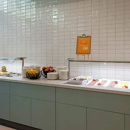 Hotel Hampton By Hilton Centre Dresden