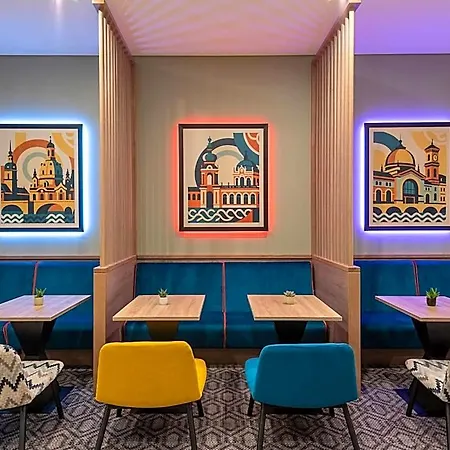 Hampton By Hilton Centre Hotel