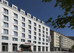 Hampton By Hilton Centre Hotel