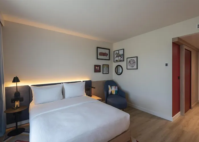 Hampton By Hilton Centre 3*