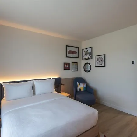 Hampton By Hilton Centre 3*